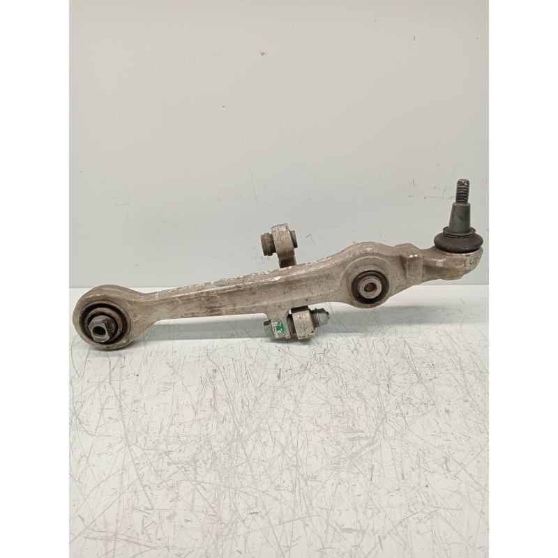 Recambio de brazo suspension inferior delantero derecho para volkswagen passat berlina (3b3) referencia OEM IAM 4B3407155A  