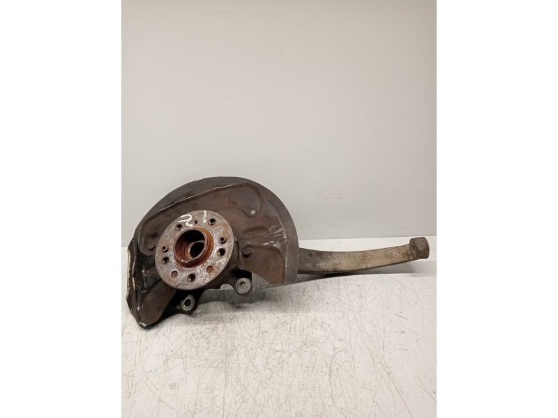 Recambio de mangueta delantera izquierda para mercedes clase m (w164) 320 / 350 cdi (164.122) referencia OEM IAM   