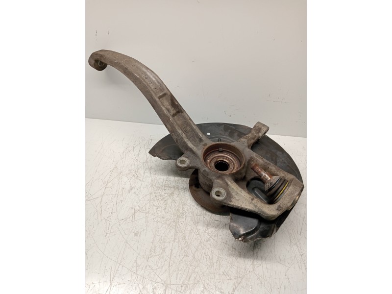 Recambio de mangueta delantera izquierda para mercedes clase m (w164) 320 / 350 cdi (164.122) referencia OEM IAM   