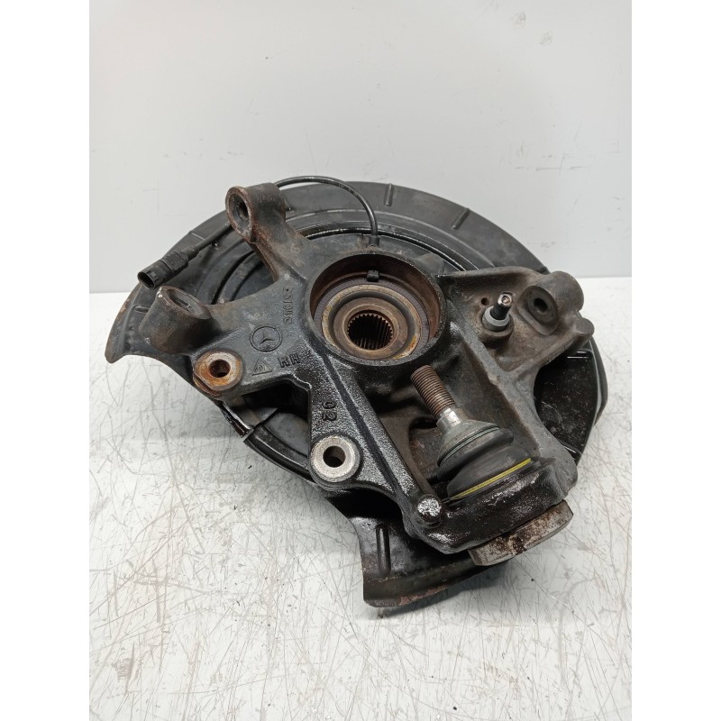 Recambio de mangueta trasera derecha para mercedes clase m (w164) 320 / 350 cdi (164.122) referencia OEM IAM   