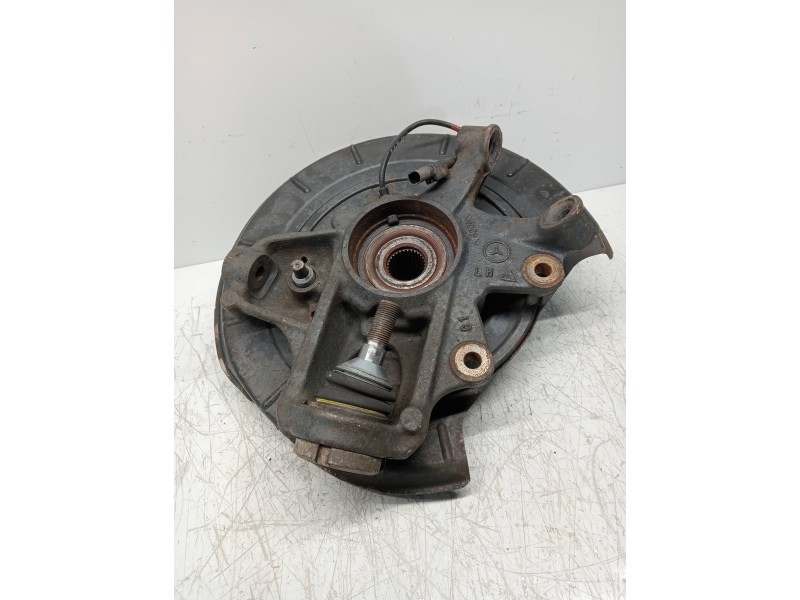 Recambio de mangueta trasera izquierda para mercedes clase m (w164) 320 / 350 cdi (164.122) referencia OEM IAM   