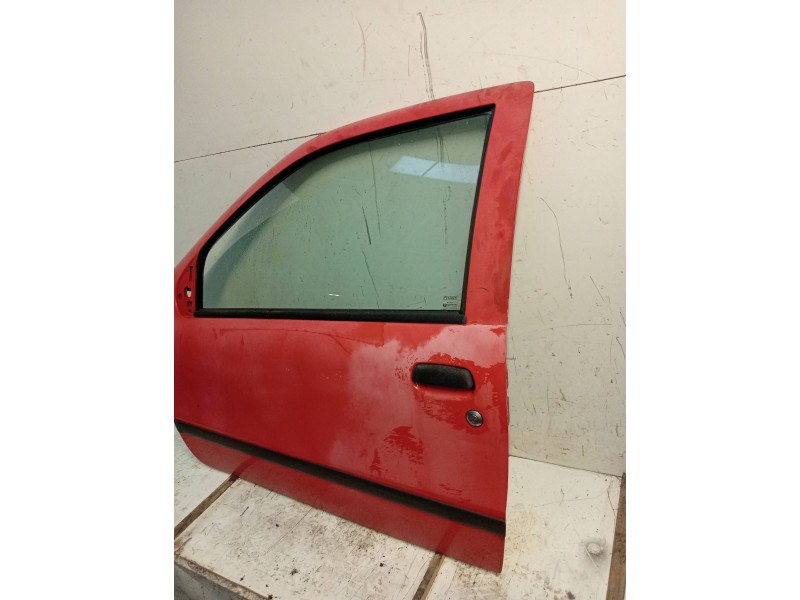 Recambio de puerta delantera izquierda para fiat punto berlina (176) 1.2 cat referencia OEM IAM   3P