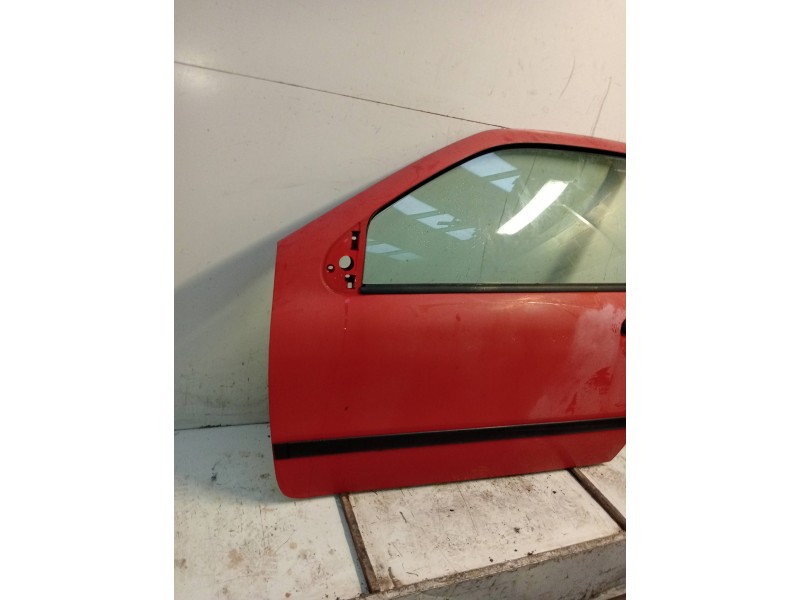 Recambio de puerta delantera izquierda para fiat punto berlina (176) 1.2 cat referencia OEM IAM   3P