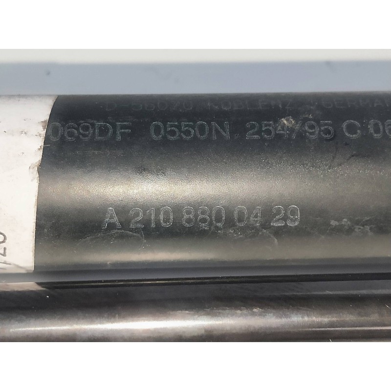Recambio de amortiguadores capo para mercedes clase e (w210) berlina 420 (210.072) referencia OEM IAM 2108800429  