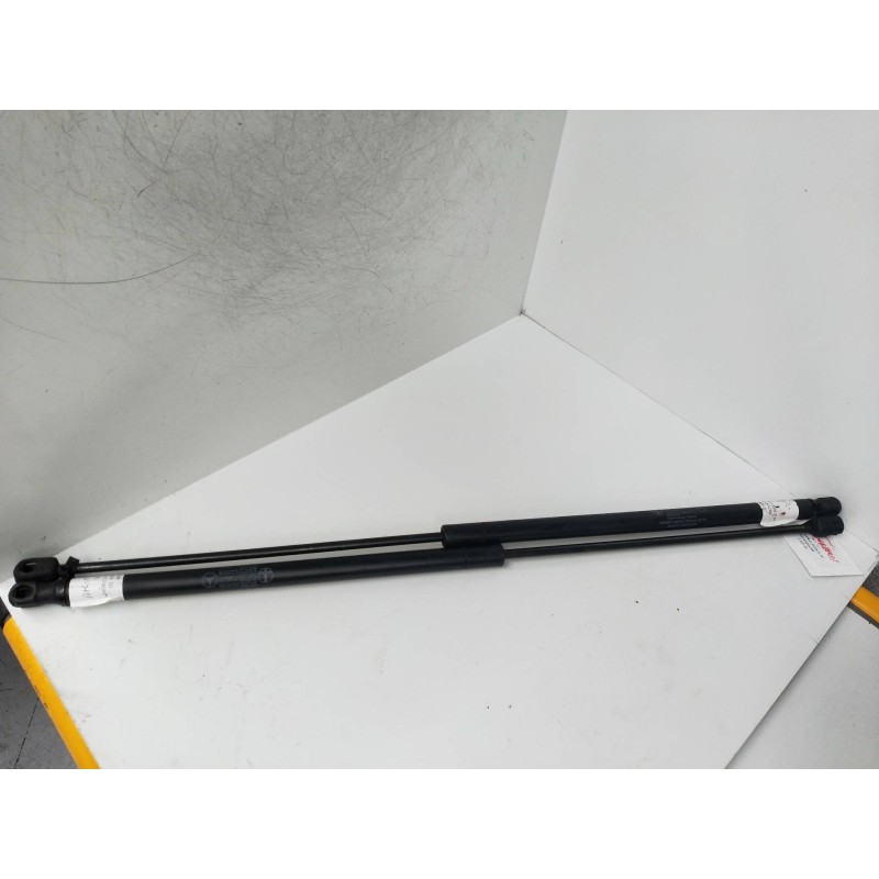 Recambio de amortiguadores capo para mercedes clase cls (w219) 3.0 cdi cat referencia OEM IAM 2118800029  