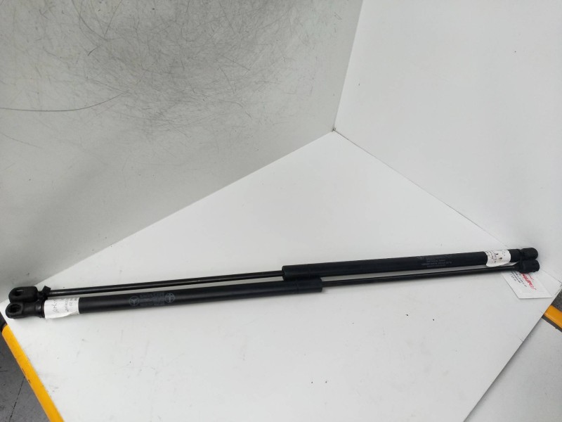 Recambio de amortiguadores capo para mercedes clase cls (w219) 3.0 cdi cat referencia OEM IAM 2118800029  