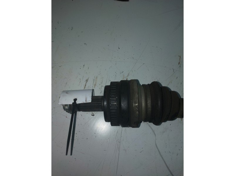 Recambio de transmision delantera derecha para bmw serie 1 berlina (e81/e87) 118d referencia OEM IAM 7533445A103  