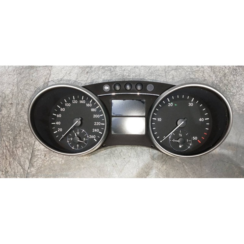 Recambio de cuadro instrumentos para mercedes clase m (w164) 320 / 350 cdi (164.122) referencia OEM IAM A1645404147 A2C53118452 