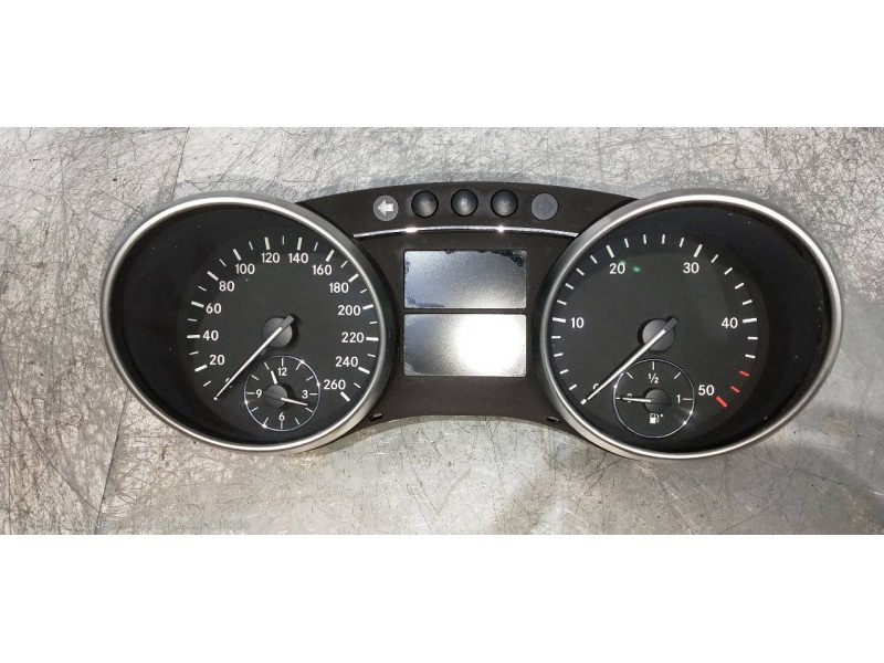 Recambio de cuadro instrumentos para mercedes clase m (w164) 320 / 350 cdi (164.122) referencia OEM IAM A1645404147 A2C53118452 