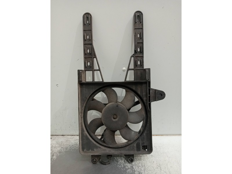 Recambio de electroventilador para fiat punto berlina (176) 1.2 cat referencia OEM IAM   