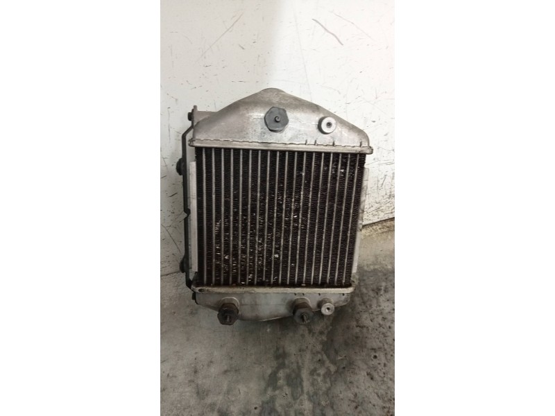 Recambio de intercooler para lexus nx 300h 4wd referencia OEM IAM 1271003200  