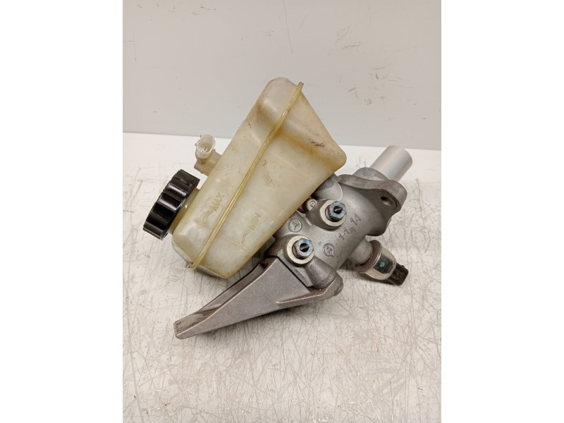 Recambio de bomba freno para mercedes clase m (w164) 320 / 350 cdi (164.122) referencia OEM IAM 03350886811 A1644300202 