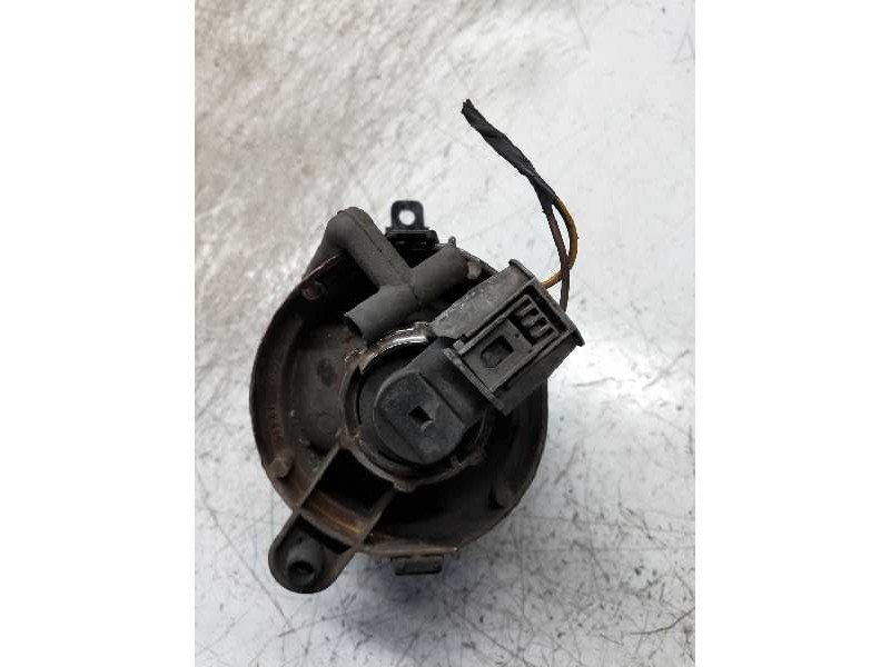 Recambio de faro antiniebla derecho para bmw serie 3 berlina (e46) 320d referencia OEM IAM    Recambio de faro antiniebla derecho para bmw serie 3 berlina (e46) 320d referencia OEM IAM