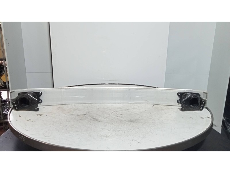 Recambio de refuerzo paragolpes trasero para lexus nx 300h 4wd referencia OEM IAM   