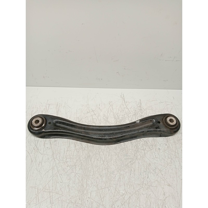 Recambio de brazo suspension superior trasero derecho para mercedes clase m (w164) 320 / 350 cdi (164.122) referencia OEM IAM   