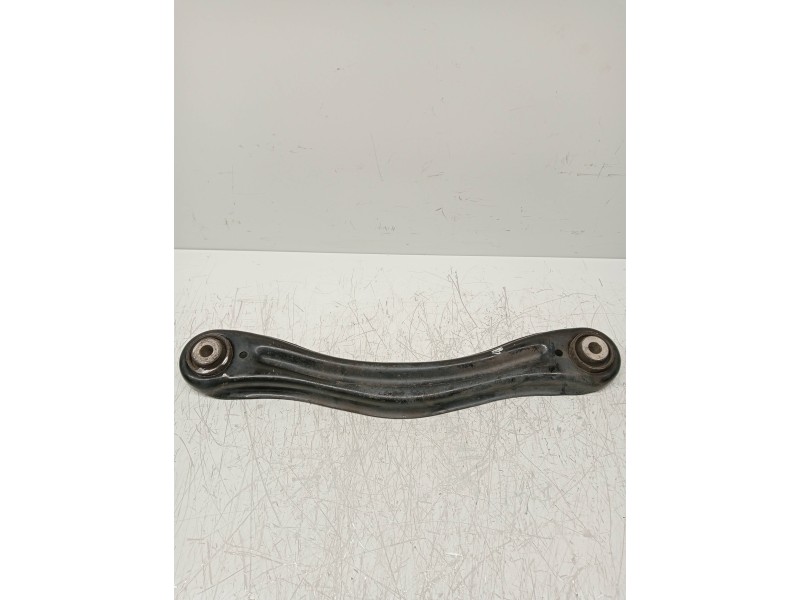 Recambio de brazo suspension superior trasero derecho para mercedes clase m (w164) 320 / 350 cdi (164.122) referencia OEM IAM   