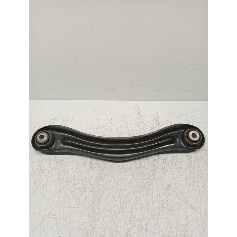 Recambio de brazo suspension superior trasero izquierdo para mercedes clase m (w164) 320 / 350 cdi (164.122) referencia OEM IAM 