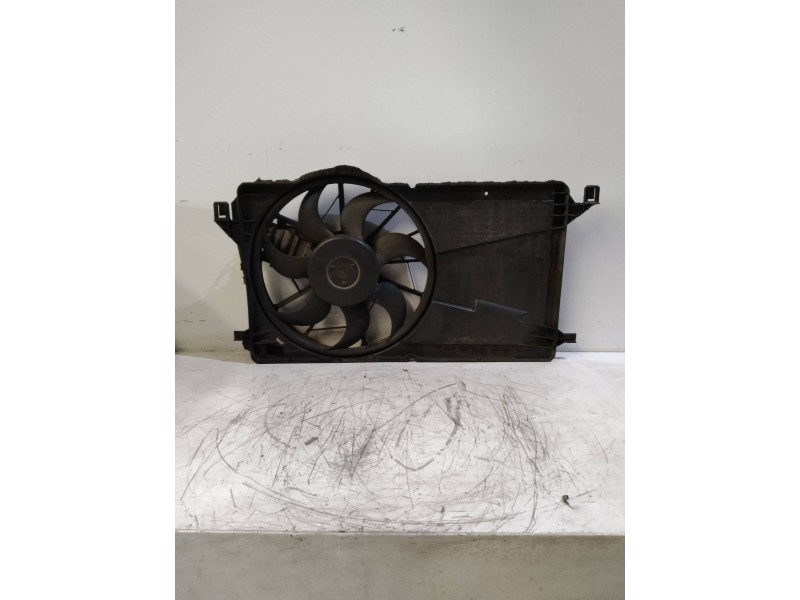 Recambio de electroventilador para ford focus lim. (cb4) trend referencia OEM IAM 0130307142 3M5H8C607RJ 