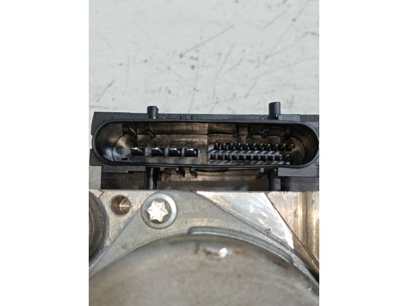 Recambio de abs para dacia logan laureate referencia OEM IAM 0265232110 8200756092 