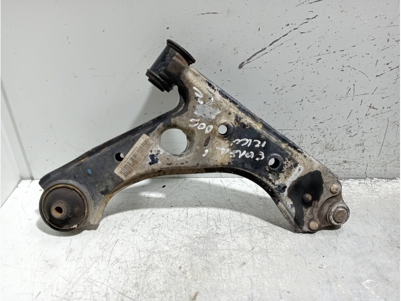 Recambio de brazo suspension inferior delantero izquierdo para opel corsa d 1.2 16v lpg referencia OEM IAM   