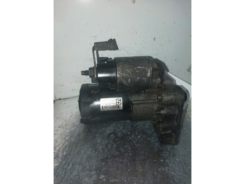 Recambio de motor arranque para peugeot 407 sr confort referencia OEM IAM M000T22471  