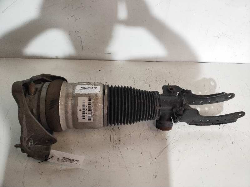 Recambio de amortiguador delantero derecho para volkswagen touareg (7la) 2.5 tdi referencia OEM IAM 7L6412022AF  
