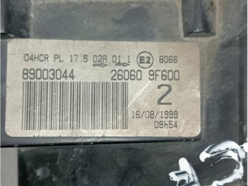 Recambio de faro izquierdo para nissan primera berlina (p11) básico referencia OEM IAM 89003044 26060 