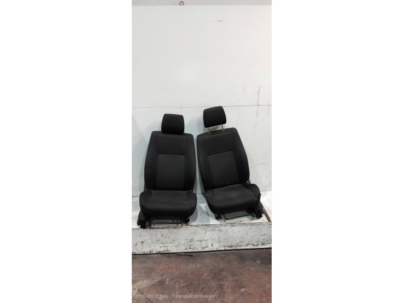 Recambio de juego asientos completo para suzuki grand vitara jb (jt) 1,9 ltr. ddis jlx-e 5-türig referencia OEM IAM  DELANTEROS 