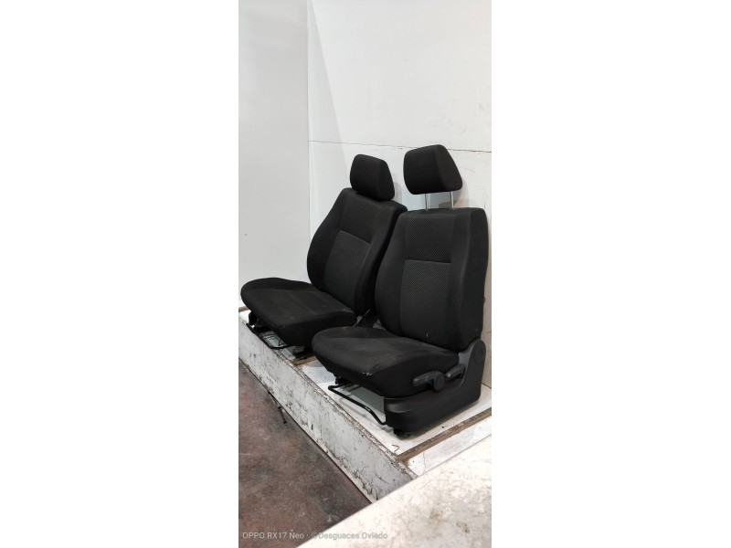 Recambio de juego asientos completo para suzuki grand vitara jb (jt) 1,9 ltr. ddis jlx-e 5-türig referencia OEM IAM  DELANTEROS 