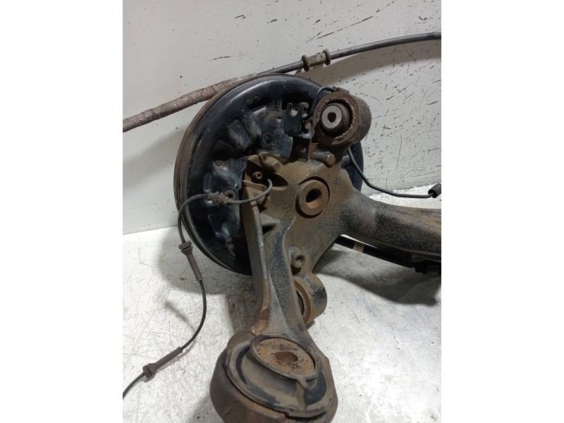 Recambio de mangueta trasera izquierda para fiat doblo active referencia OEM IAM   