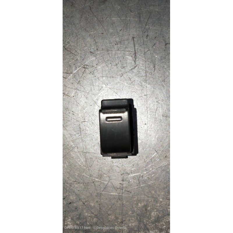 Recambio de mando elevalunas delantero derecho para toyota land cruiser (j9) td vx (3-ptas.) (kzj90) referencia OEM IAM   