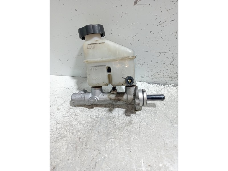 Recambio de bomba freno para kia cee´d 1.6 cat referencia OEM IAM   