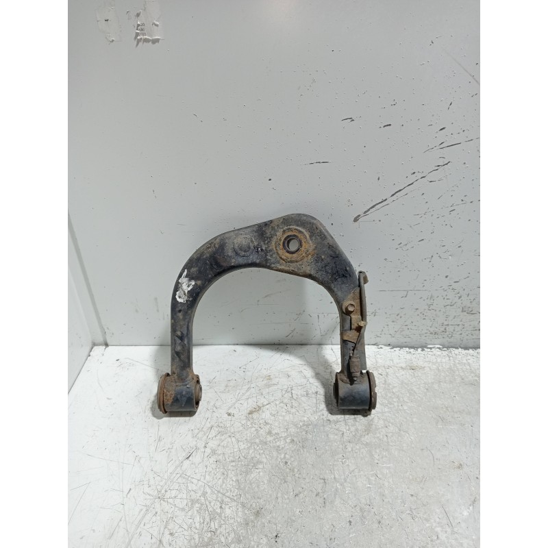Recambio de brazo suspension superior delantero derecho para toyota land cruiser (j9) td vx (3-ptas.) (kzj90) referencia OEM IAM