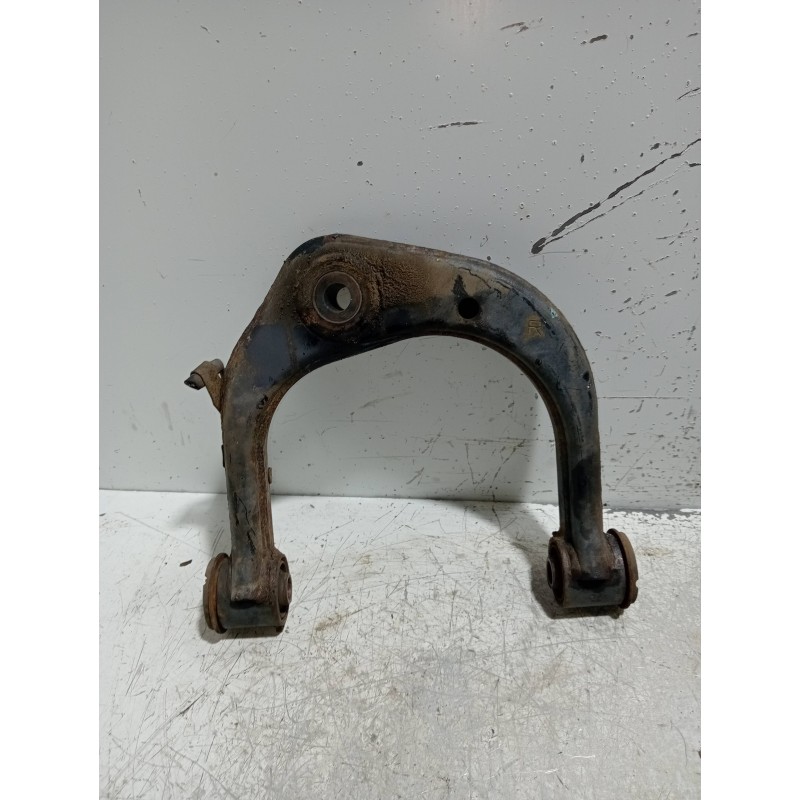Recambio de brazo suspension superior delantero derecho para toyota land cruiser (j9) td vx (3-ptas.) (kzj90) referencia OEM IAM