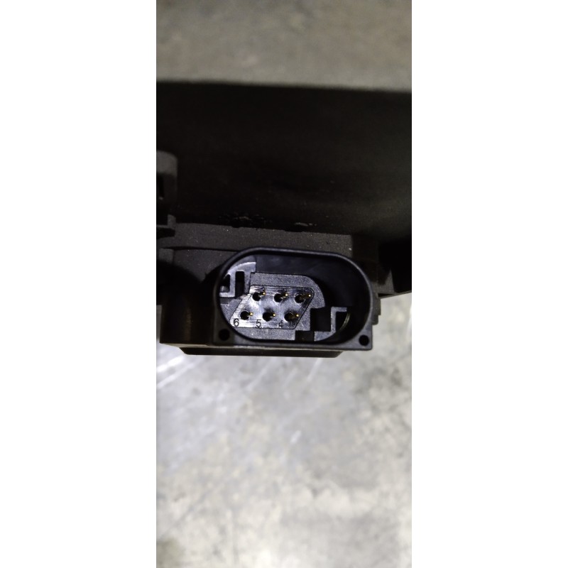 Recambio de potenciometro pedal para mercedes clase m (w164) 320 / 350 cdi (164.122) referencia OEM IAM A1643000004  
