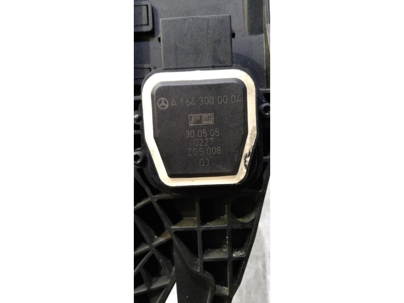 Recambio de potenciometro pedal para mercedes clase m (w164) 320 / 350 cdi (164.122) referencia OEM IAM A1643000004  