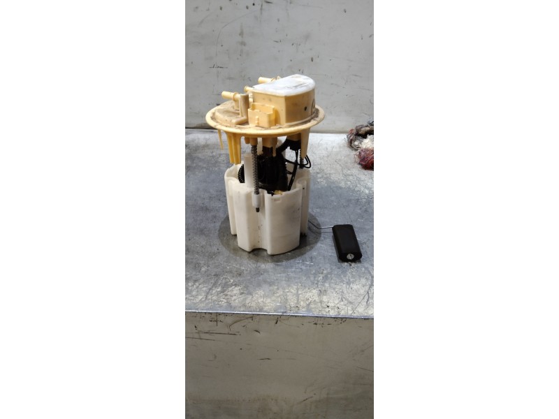 Recambio de bomba combustible para peugeot 3008 gt line referencia OEM IAM 9809358780  