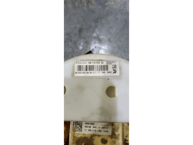 Recambio de bomba combustible para peugeot 3008 gt line referencia OEM IAM 9809358780  