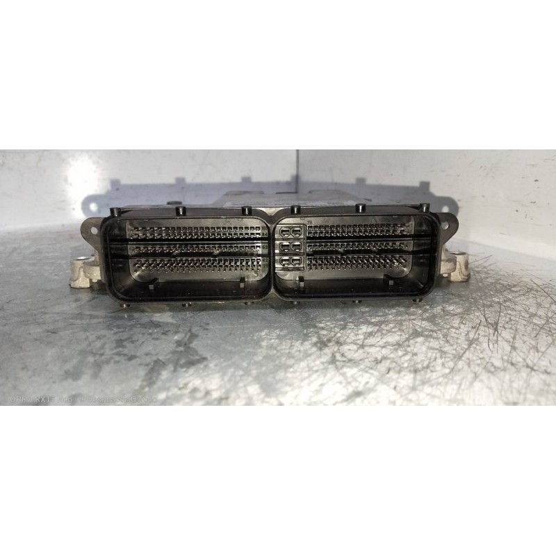 Recambio de centralita motor uce para kia cee´d sporty wagon tech referencia OEM IAM   