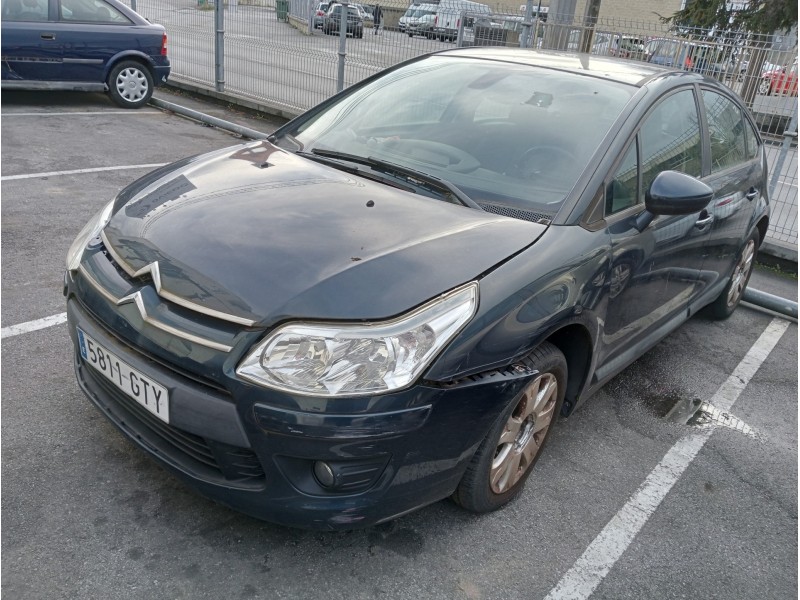 citroen c4 berlina del año 2010
