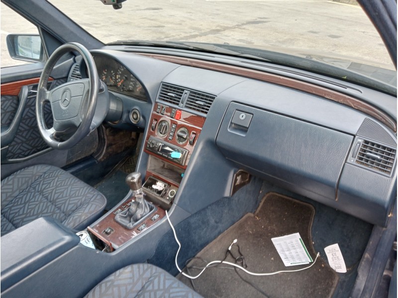 mercedes clase c (w202) berlina del año 1993