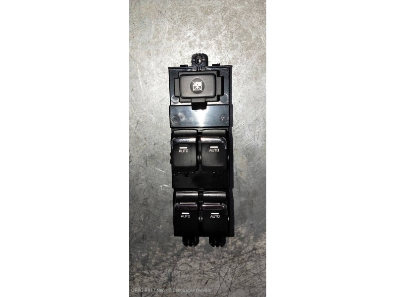Recambio de mando elevalunas delantero izquierdo para kia cee´d sporty wagon tech referencia OEM IAM 93570A2200 4C24901000 
