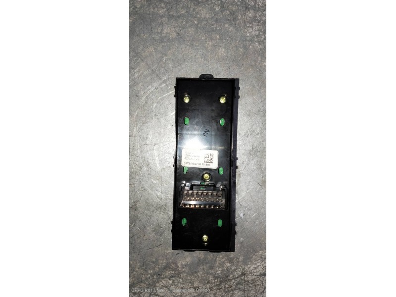 Recambio de mando elevalunas delantero izquierdo para kia cee´d sporty wagon tech referencia OEM IAM 93570A2200 4C24901000 
