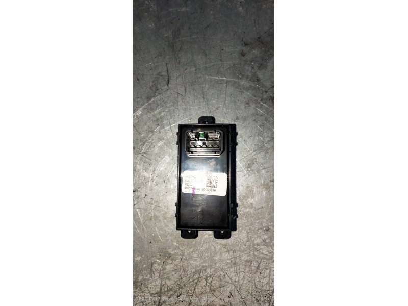 Recambio de mando elevalunas delantero derecho para kia cee´d sporty wagon tech referencia OEM IAM 93580A2100 4C25101000 