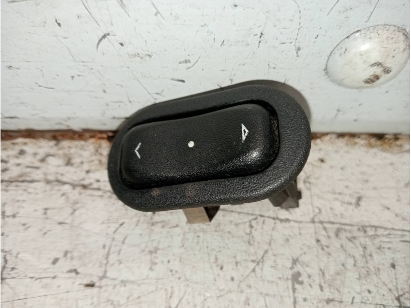 Recambio de mando elevalunas delantero derecho para opel zafira a blue line referencia OEM IAM   