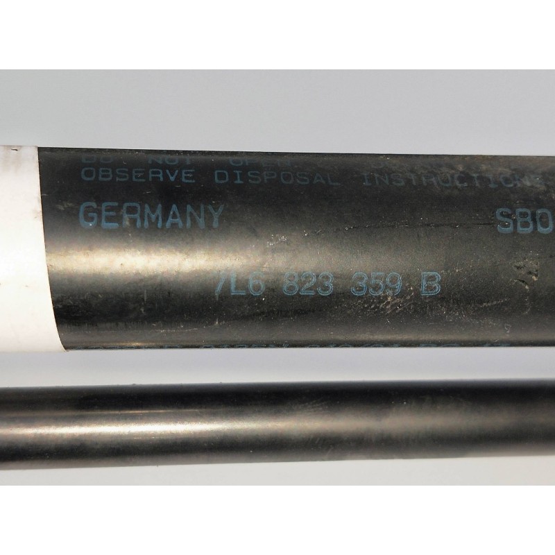 Recambio de amortiguadores maletero / porton para volkswagen touareg (7la) 2.5 tdi referencia OEM IAM 7L6823359B  