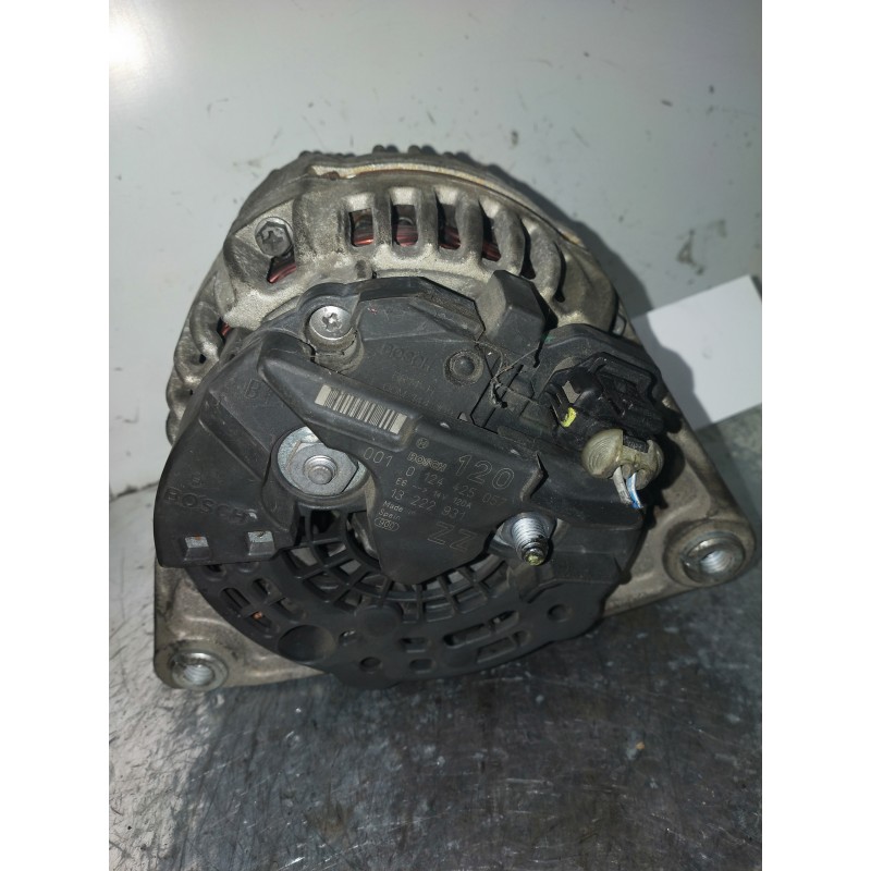 Recambio de alternador para opel corsa d 1.2 16v lpg referencia OEM IAM 0124425023  