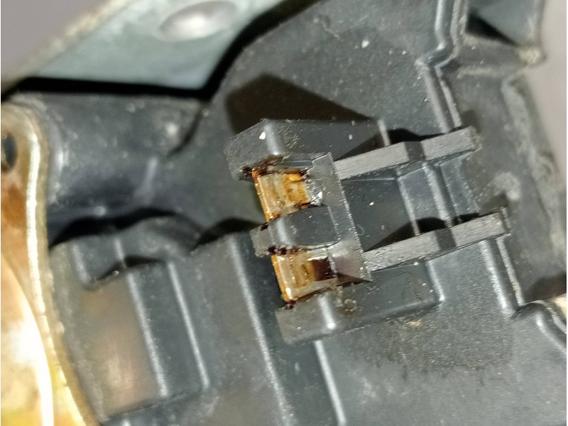 Recambio de motor cierre centralizado delantero derecho para jeep cherokee (xj) 2.5 jamboree referencia OEM IAM 5045719  
