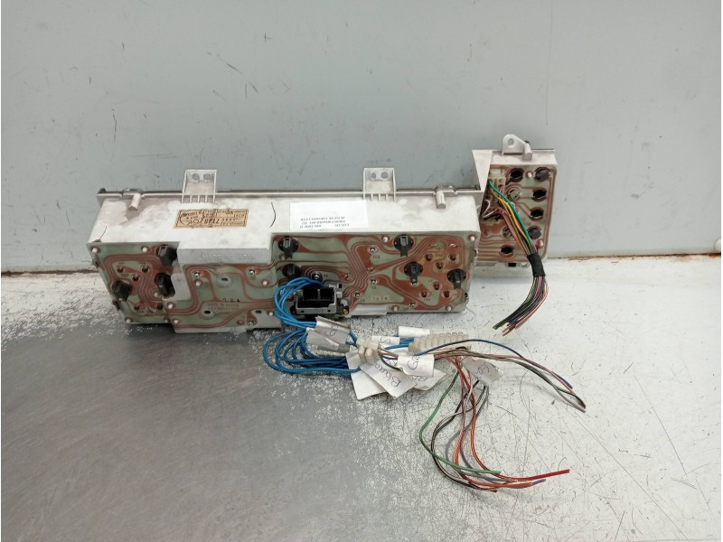 Recambio de cuadro instrumentos para jeep cherokee (xj) 2.5 jamboree referencia OEM IAM   