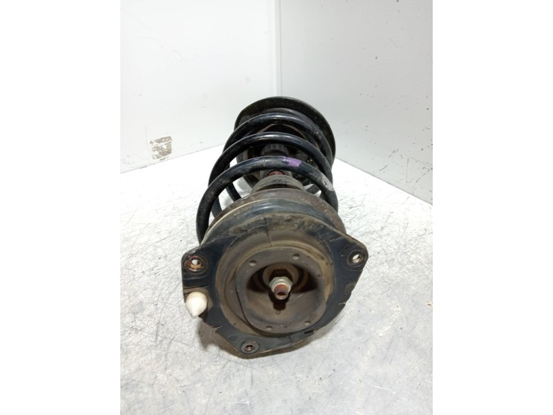 Recambio de amortiguador delantero derecho para renault scenic ii authentique referencia OEM IAM 8200459902A  